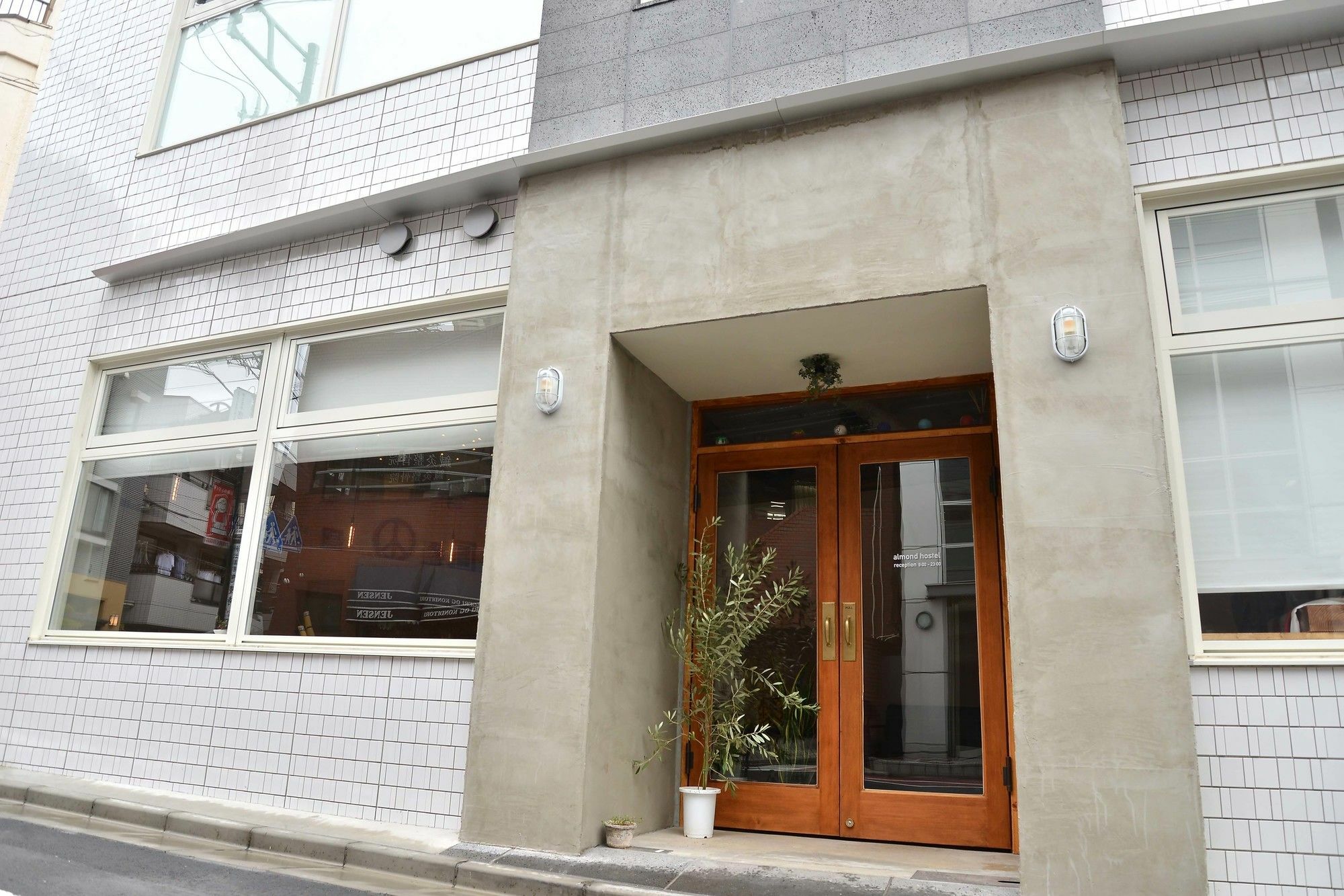 almond hostel&cafe Shibuya Präfektur Tokio Exterior foto